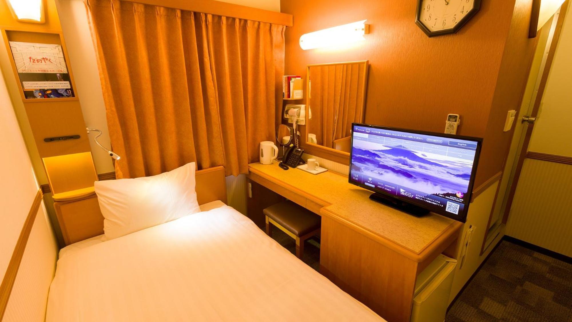 Toyoko Inn Hachinohe Ekimae Стая снимка