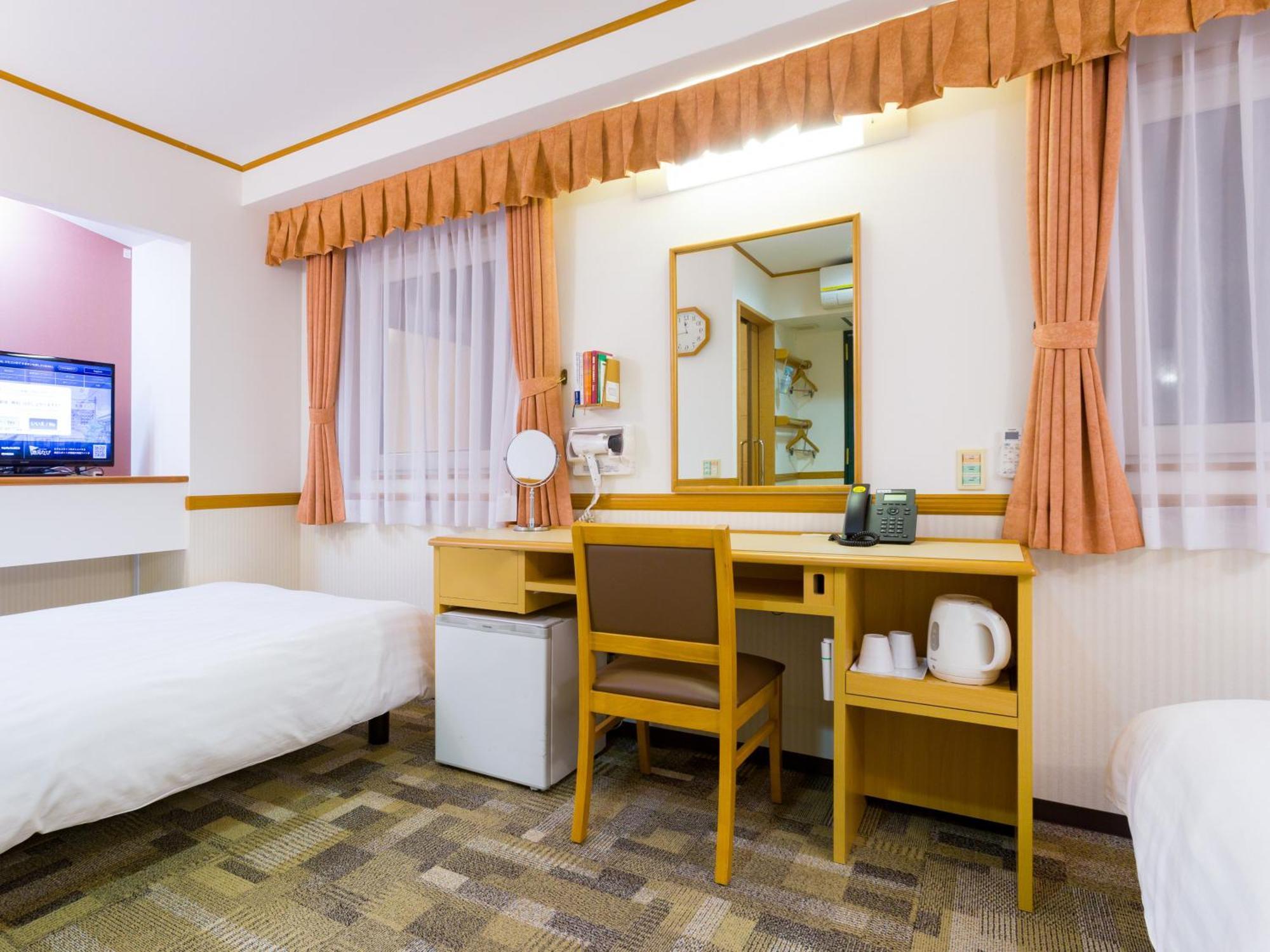Toyoko Inn Hachinohe Ekimae Стая снимка